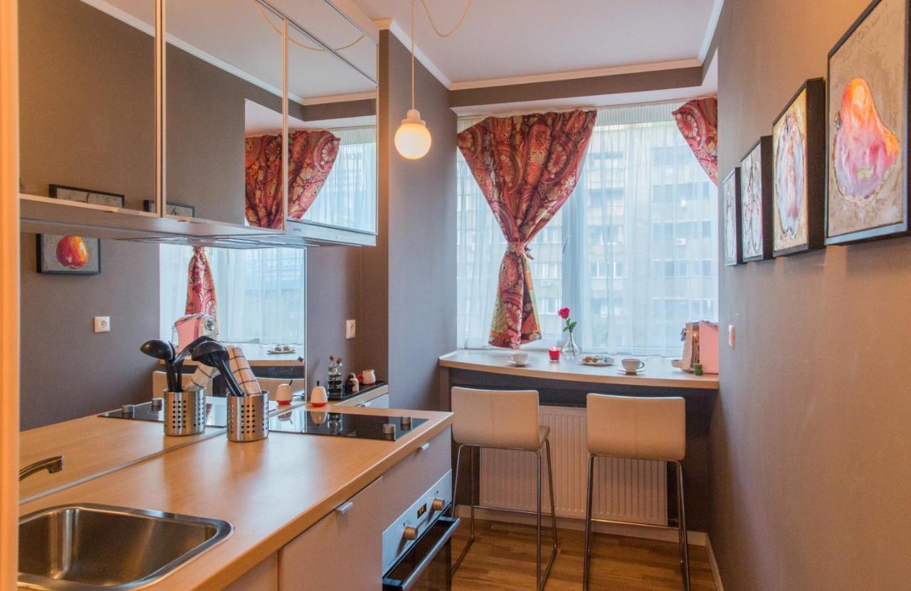 Spacious Downtown Apartment - Old Town บูคาเรสต์ ภายนอก รูปภาพ